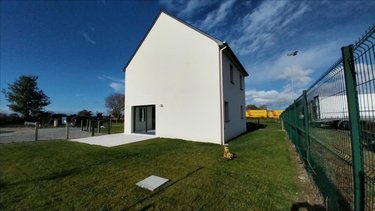 Location maison Dol-de-Bretagne 35120 Ille-et-Vilaine 94 m2 4 pièces 1100 euros