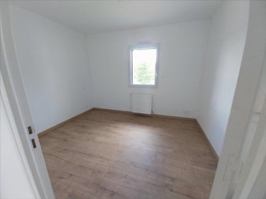 Location maison Dol-de-Bretagne 35120 Ille-et-Vilaine 94 m2 4 pièces 1100 euros