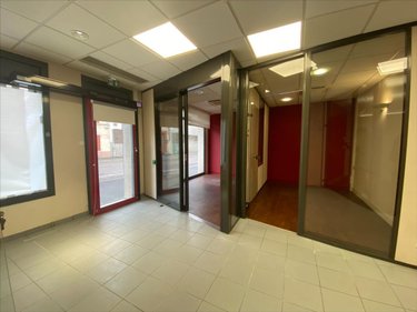 Location fonds et murs commerciaux Reims 51100 Marne 60 m2  710 euros