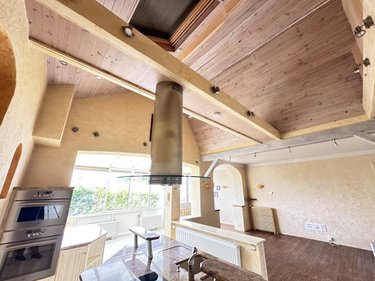 Fonds et murs commerciaux a vendre Sainte-Maure-de-Touraine 37800 Indre-et-Loire 180 m2  235500 euros