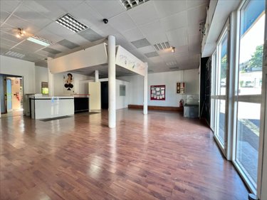 Fonds et murs commerciaux a vendre Le Tampon 97430 Réunion 120 m2  252000 euros