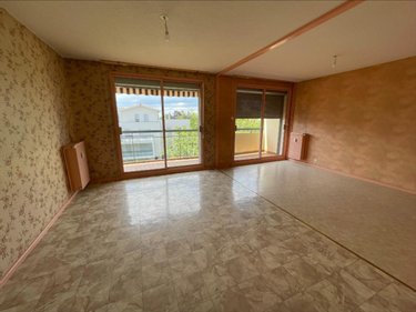 Appartement a vendre Bourg-en-Bresse 01000 Ain 64 m2 3 pièces 96000 euros