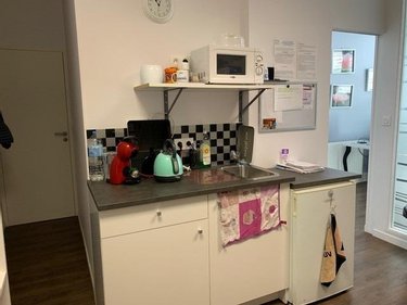 Location fonds et murs commerciaux Rennes 35000 Ille-et-Vilaine 82 m2  1510 euros