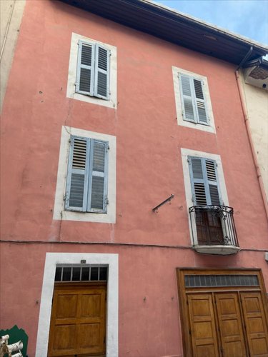 Immeuble a vendre Saint-Jean-de-Maurienne 73300 Savoie 141 m2  119000 euros