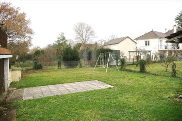 Maison a vendre Mehun-sur-Yèvre 18500 Cher 107 m2 6 pièces 178500 euros