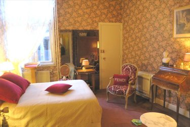 Fonds et murs commerciaux a vendre Bourges 18000 Cher 173 m2  235000 euros