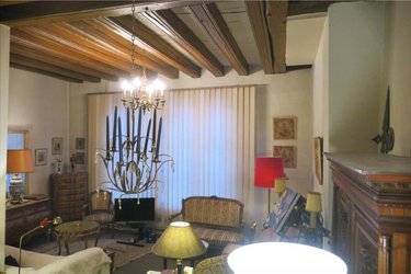 Fonds et murs commerciaux a vendre Bourges 18000 Cher 173 m2  235000 euros
