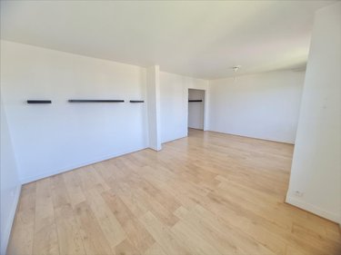 Location appartement Tours 37000 Indre-et-Loire 63 m2 2 pièces 700 euros