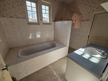 Maison a vendre Poitiers 86000 Vienne 241 m2 8 pièces 397000 euros