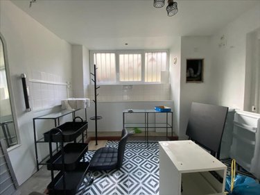 Location fonds et murs commerciaux Dol-de-Bretagne 35120 Ille-et-Vilaine 61 m2  750 euros