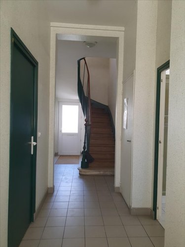 Location appartement Épernay 51200 Marne 31 m2 2 pièces 555 euros