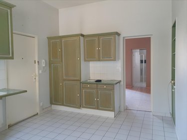 Location appartement Épernay 51200 Marne 31 m2 2 pièces 555 euros