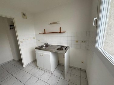 Location appartement Laon 02000 Aisne 45 m2 2 pièces 512 euros