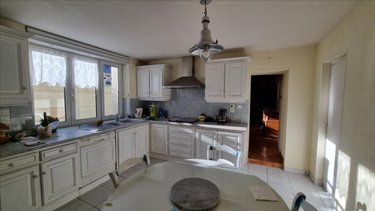 Maison a vendre Callac 22160 Côtes-d'Armor 152 m2 8 pièces 110250 euros