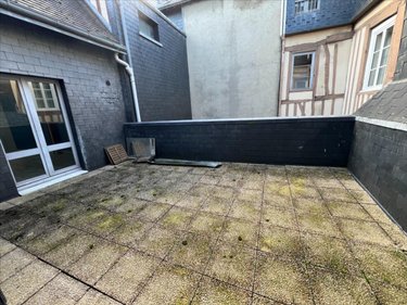 Fonds et murs commerciaux a vendre Rouen 76000 Seine-Maritime 285 m2  674000 euros