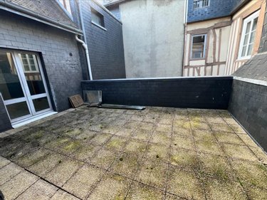 Fonds et murs commerciaux a vendre Rouen 76000 Seine-Maritime 285 m2  726000 euros