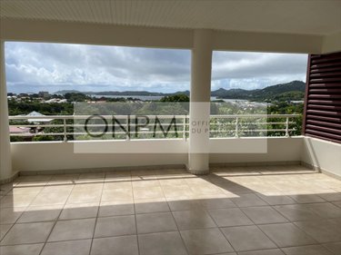 Location appartement Le Robert 97231 Martinique 94 m2 4 pièces 1130 euros