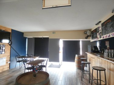 Immeuble a vendre Châteauneuf-du-Faou 29520 Finistère 136 m2  141450 euros