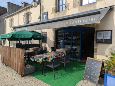 Fonds et murs commerciaux a vendre Pleyben 29190 Finistère 72 m2  141450 euros