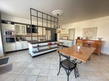 Maison a vendre Marans 17230 Charente-Maritime 236 m2 6 pièces 556200 euros