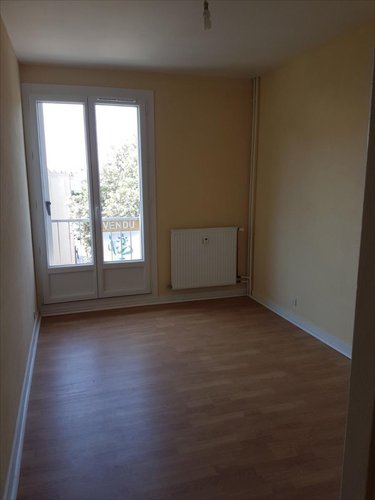 Appartement a vendre La Flèche 72200 Sarthe 65 m2 3 pièces 96480 euros