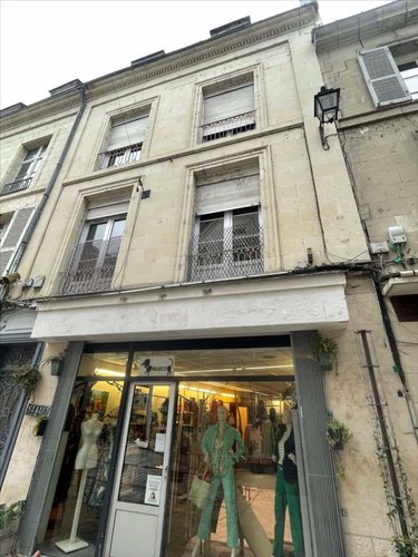 Immeuble a vendre Saumur 49400 Maine-et-Loire 417 m2  374400 euros