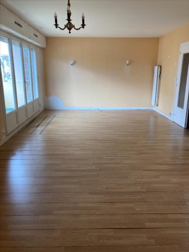 Appartement a vendre Carhaix-Plouguer 29270 Finistère 72 m2 2 pièces 121325 euros