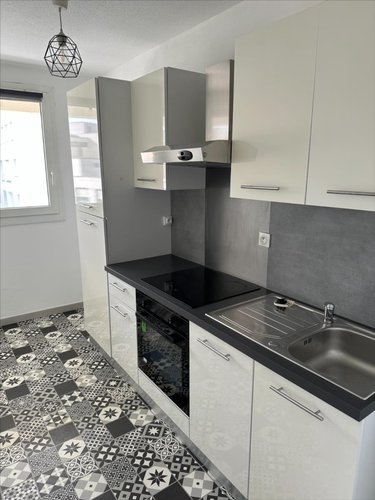 Location appartement Reims 51100 Marne 51 m2 2 pièces 652 euros