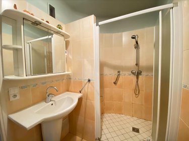 Appartement a vendre Aurillac 15000 Cantal 90 m2 5 pièces 111300 euros
