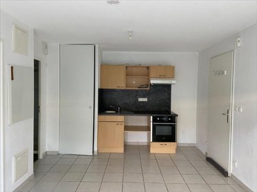 Appartement a vendre Arpajon-sur-Cère 15130 Cantal 35 m2 2 pièces 74200 euros