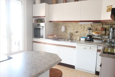 Viager maison Bourges 18000 Cher 136 m2 6 pièces 10000 euros