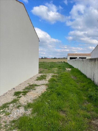 Terrain a batir a vendre Andilly 17230 Charente-Maritime 702 m2  147000 euros