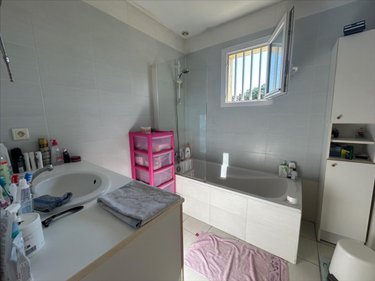 Location maison Confrançon 01310 Ain 97 m2 4 pièces 900 euros