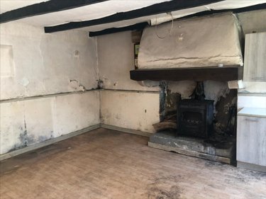 Maison a vendre Berrien 29690 Finistère 61 m2 1 pièce 63600 euros