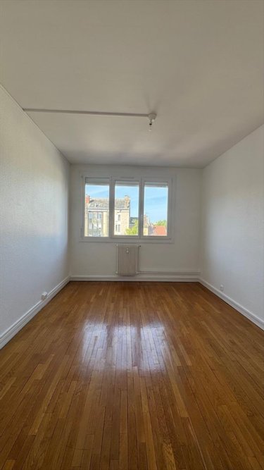 Appartement a vendre Châlons-en-Champagne 51000 Marne 100 m2 5 pièces 150000 euros