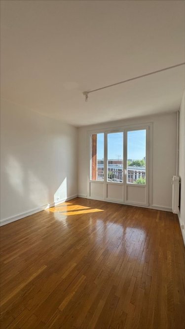 Appartement a vendre Châlons-en-Champagne 51000 Marne 97 m2 4 pièces 129000 euros