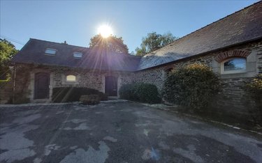 Maison a vendre Carhaix-Plouguer 29270 Finistère 117 m2 7 pièces 262500 euros