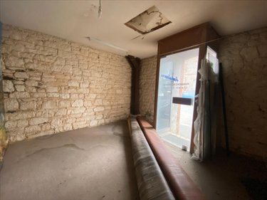 Garage et parking a vendre Dol-de-Bretagne 35120 Ille-et-Vilaine 115 m2  121120 euros