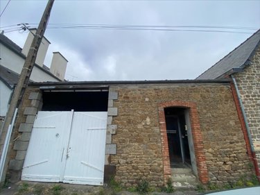Garage et parking a vendre Dol-de-Bretagne 35120 Ille-et-Vilaine 115 m2  121120 euros
