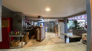 Fonds et murs commerciaux a vendre Sainte-Mère-Église 50480 Manche 200 m2  477000 euros