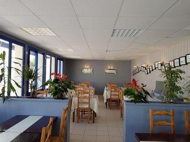 Fonds et murs commerciaux a vendre Sainte-Mère-Église 50480 Manche 200 m2  477000 euros