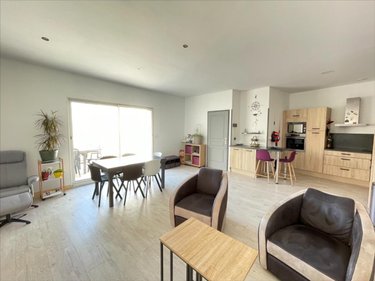 Maison a vendre Marans 17230 Charente-Maritime 72 m2 3 pièces 239200 euros