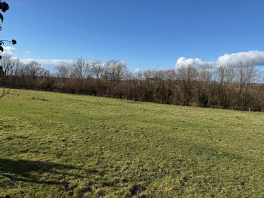 Bien agricole a vendre La Lande-d'Airou 50800 Manche  63963 euros