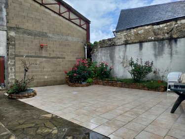 Maison a vendre Luché-Pringé 72800 Sarthe 216 m2 8 pièces 159000 euros
