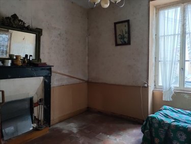 Maison a vendre Luché-Pringé 72800 Sarthe 140 m2 10 pièces 43000 euros