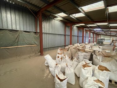 Fonds et murs commerciaux a vendre Saint-Jean-de-Liversay 17170 Charente-Maritime 4000 m2  3090000 euros