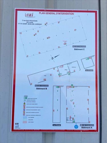 Fonds et murs commerciaux a vendre Saint-Jean-de-Liversay 17170 Charente-Maritime 4000 m2  3090000 euros