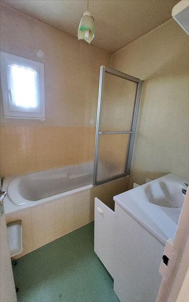 Maison a vendre Carhaix-Plouguer 29270 Finistère 80 m2 5 pièces 94500 euros