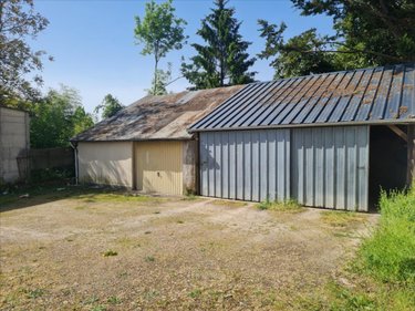 Garage et parking a vendre Bessé-sur-Braye 72310 Sarthe 136 m2  29400 euros
