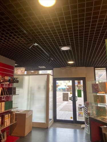 Fonds et murs commerciaux a vendre Saint-Jean-de-Maurienne 73300 Savoie 162 m2  198600 euros